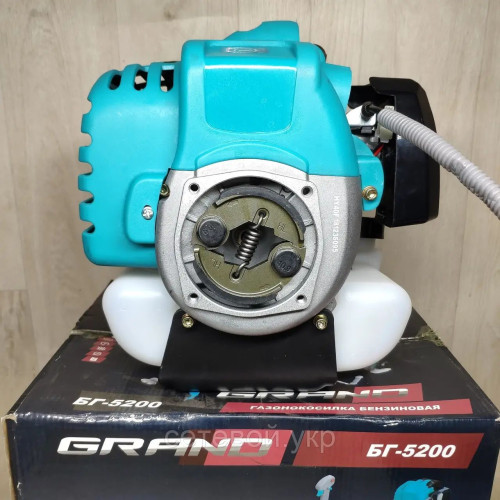 Чехия. Бензокоса Grand БГ-5200
